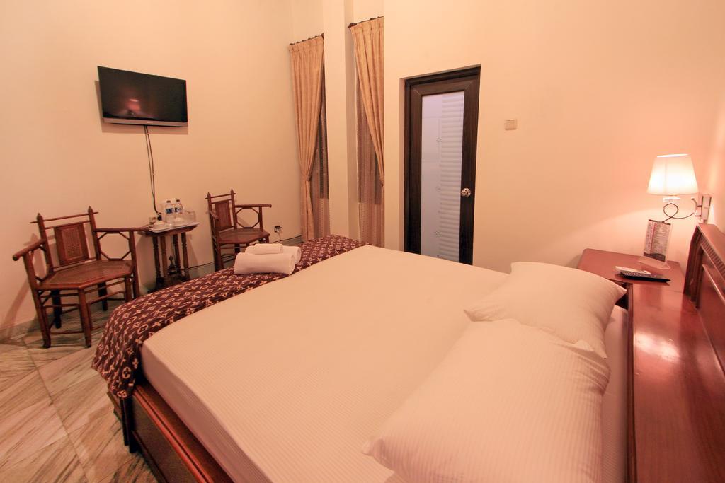 D Ajenk Boutique Guesthouse Kejayan Quarto foto